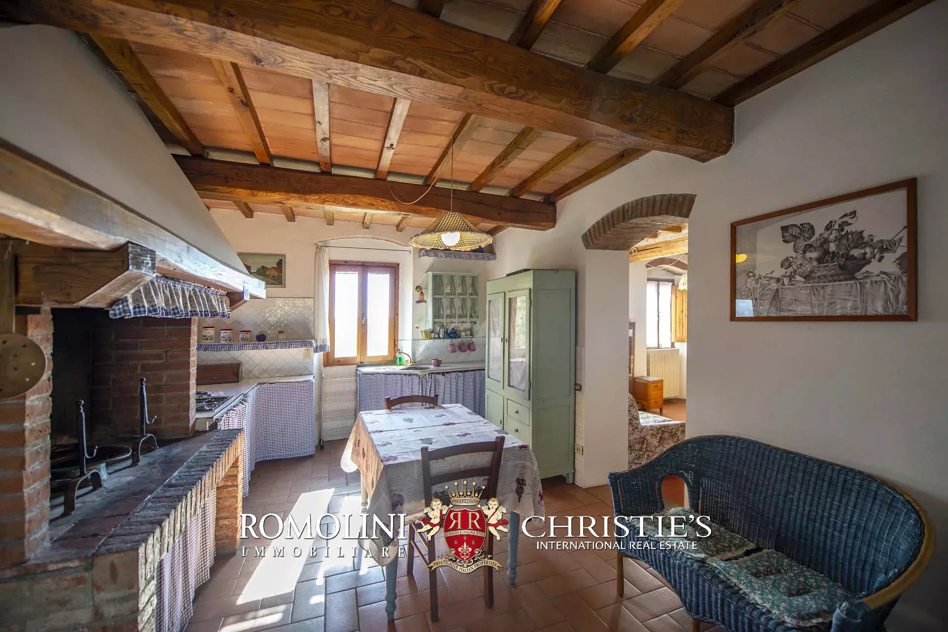 11 Bedroom Villa/Townhouse's Image 30