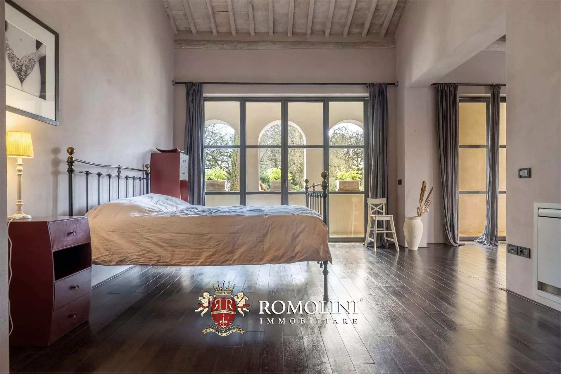 7 Bedroom Villa/Townhouse's Image 18