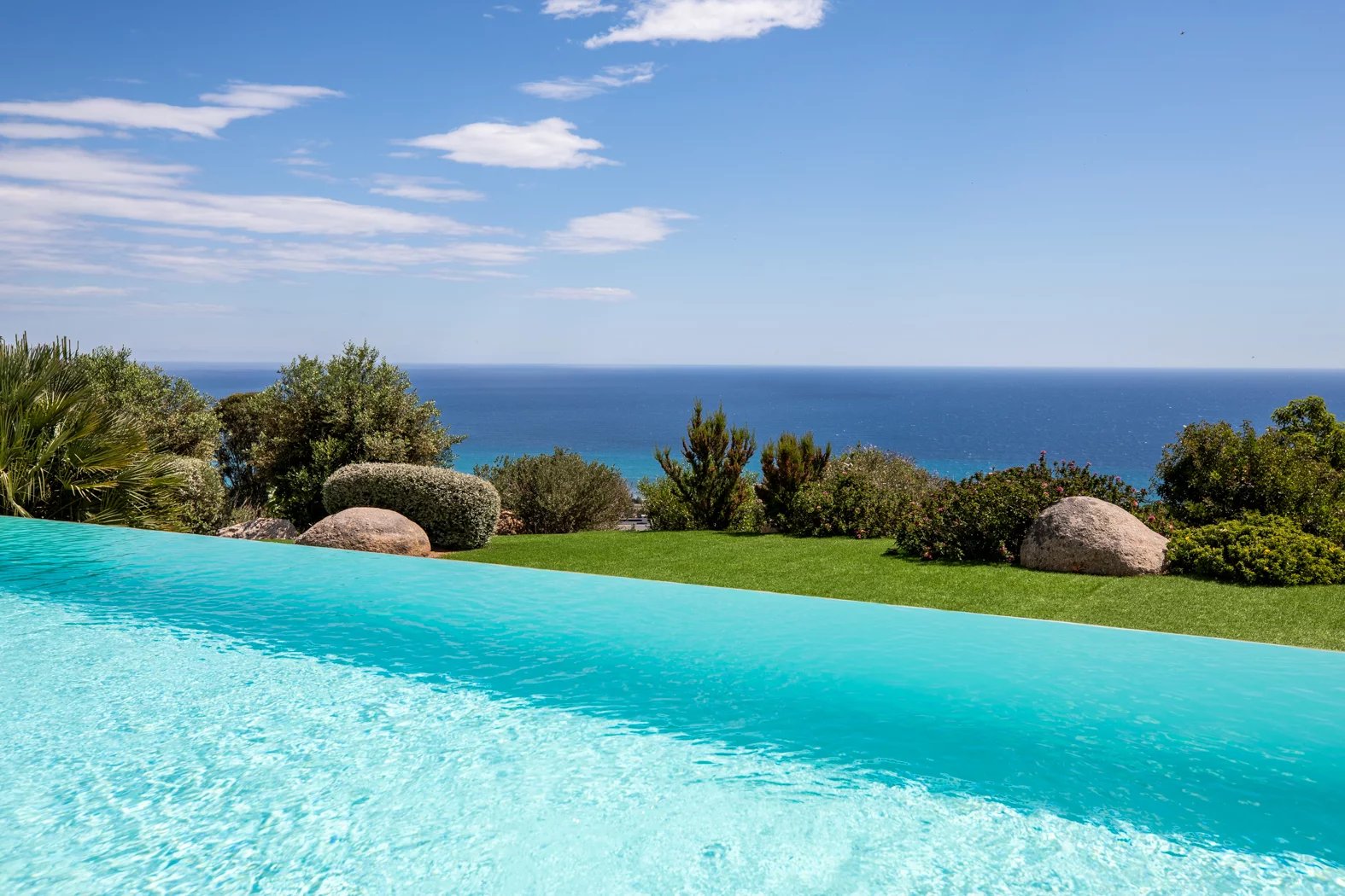 Villa Solenzara  -  ref 85984621 (picture 2)