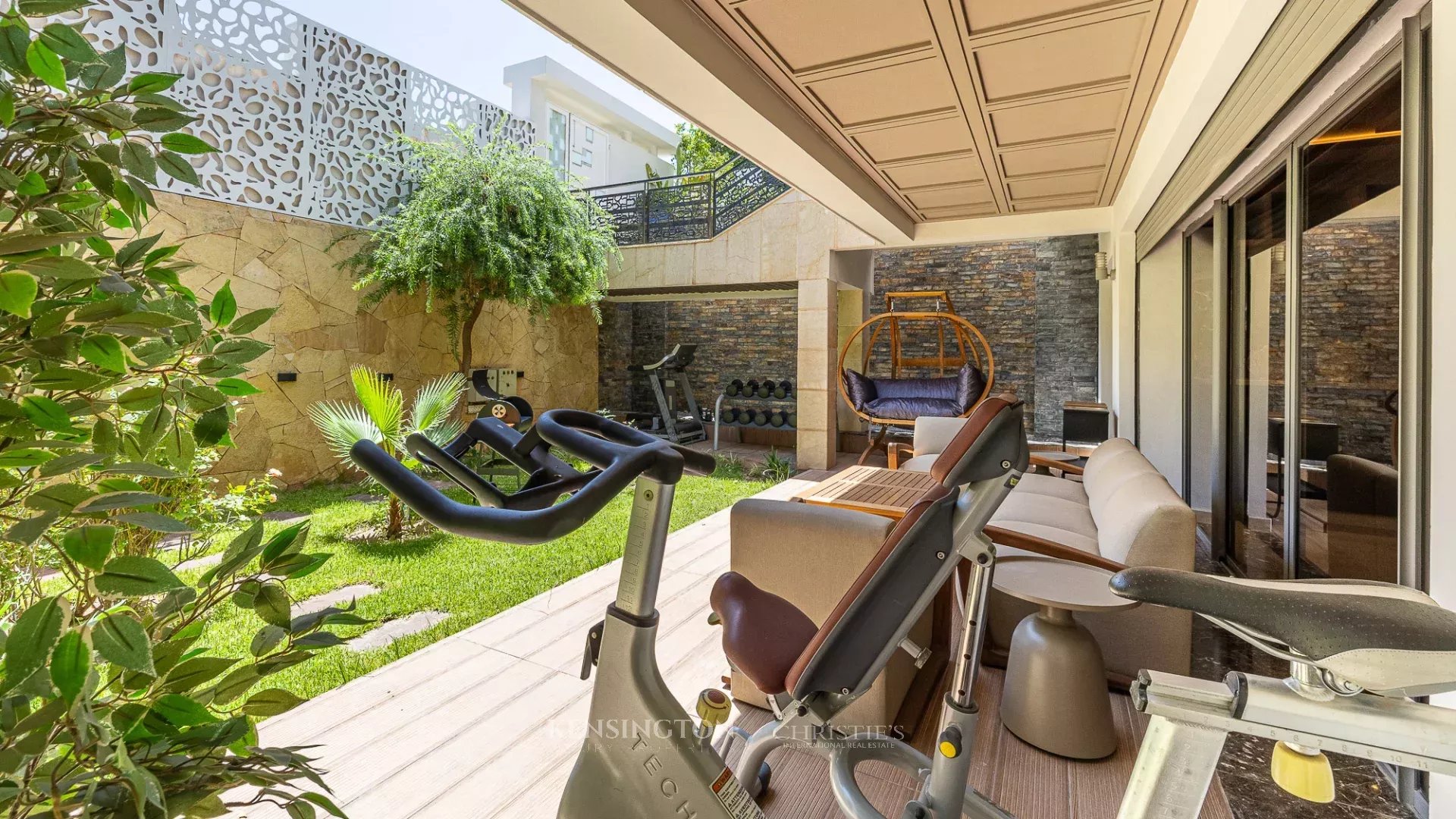 4 Bedroom Villa/Townhouse's Image 44
