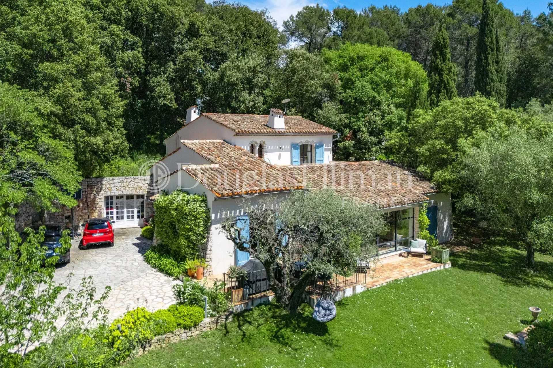 Valbonne : Villa provençale avec 5 chambres et piscine - Image nᵒ2