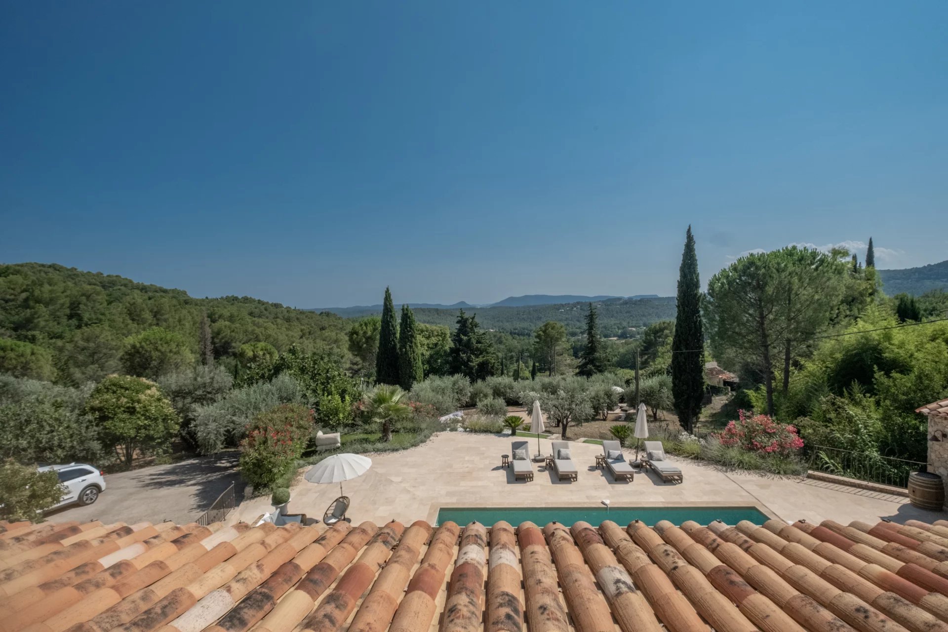 Provencal villa with pool - Seillans