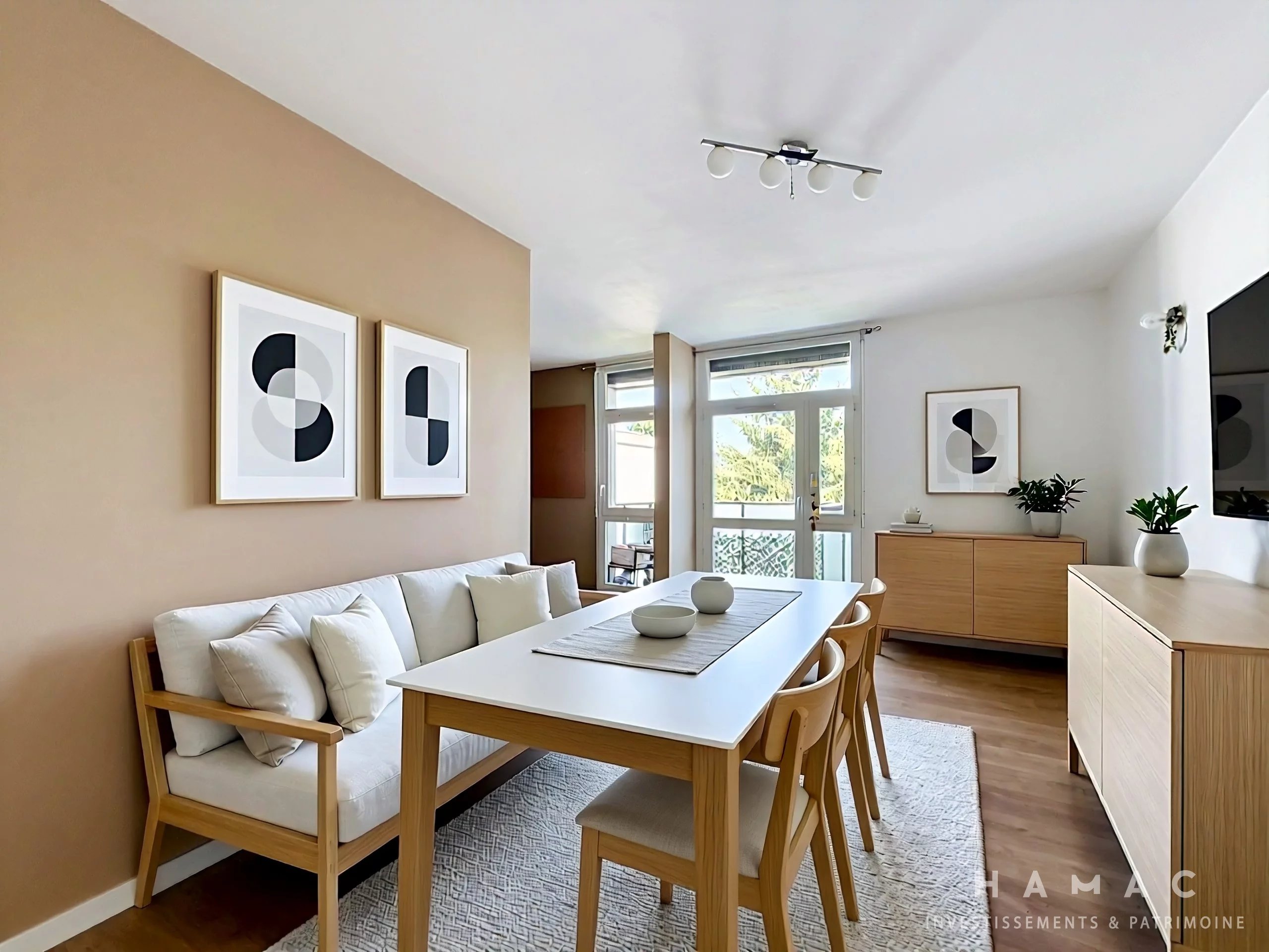 Agence immobilière de 