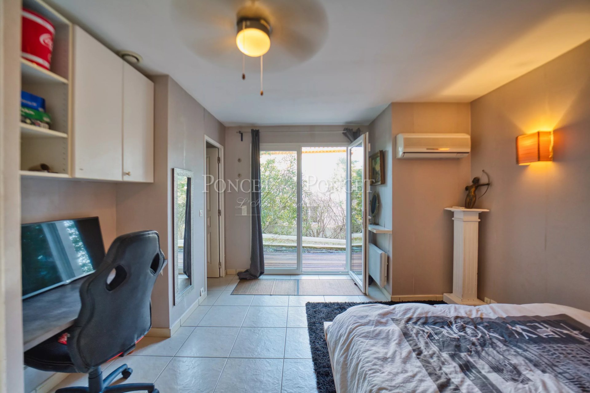 5 Bedroom Villa/Townhouse's Image 6