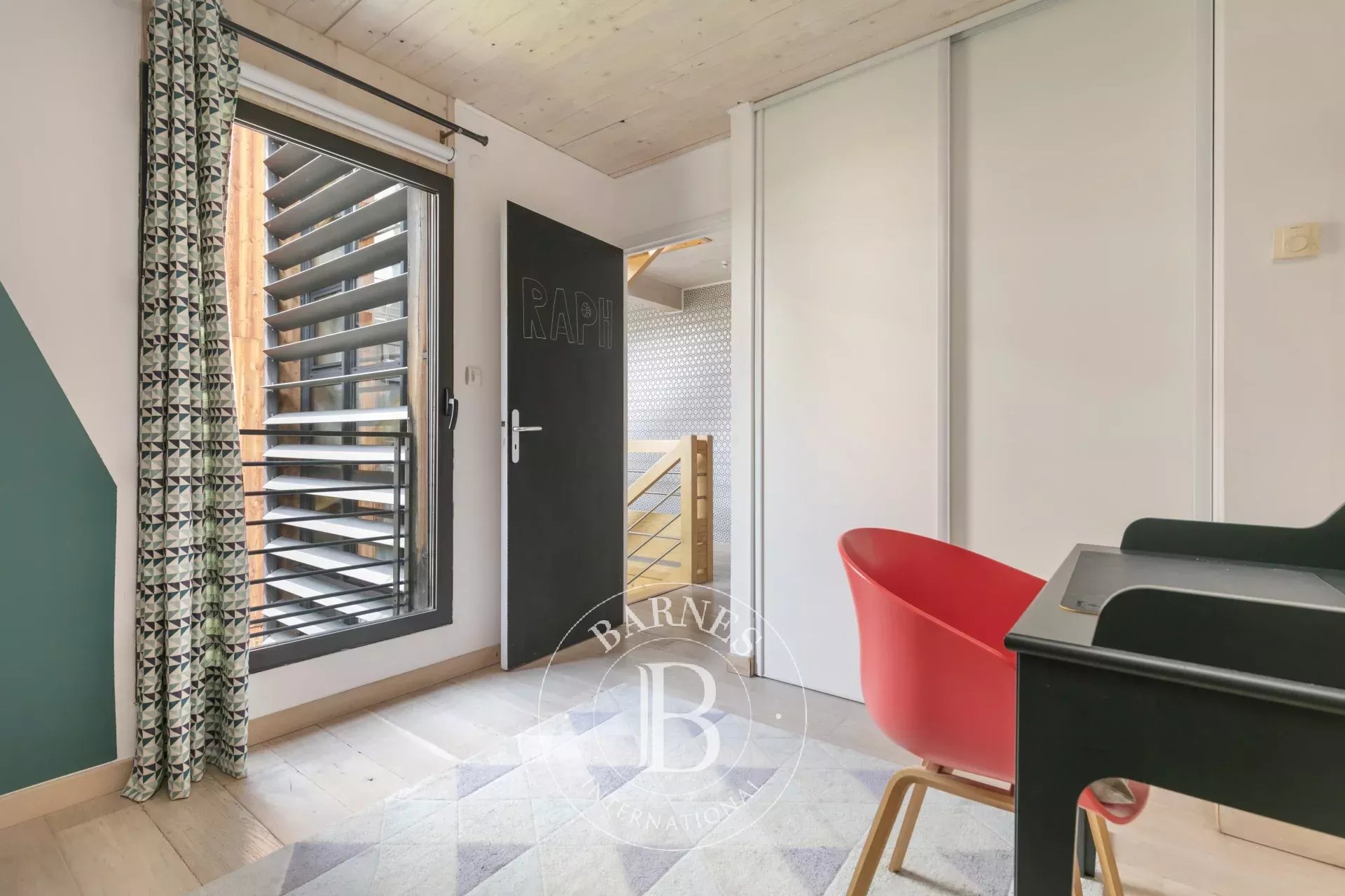 Suresnes  - Townhouse 5 Bedrooms - picture 13