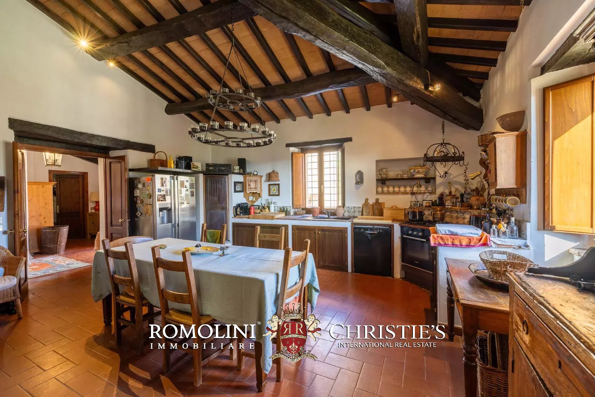 10 Bedroom Villa/Townhouse's Image 40
