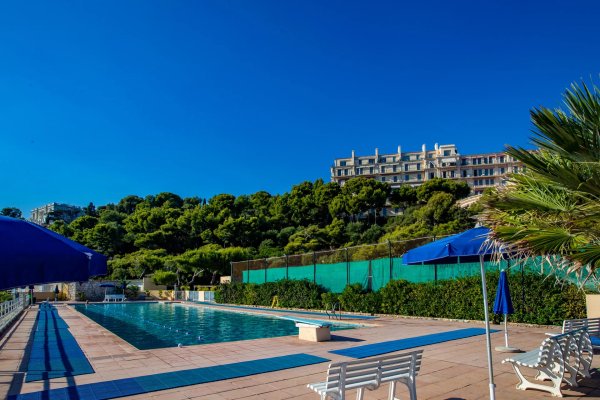 Elegant apartment at the Grand Hotel du Cap Martin — photo 2