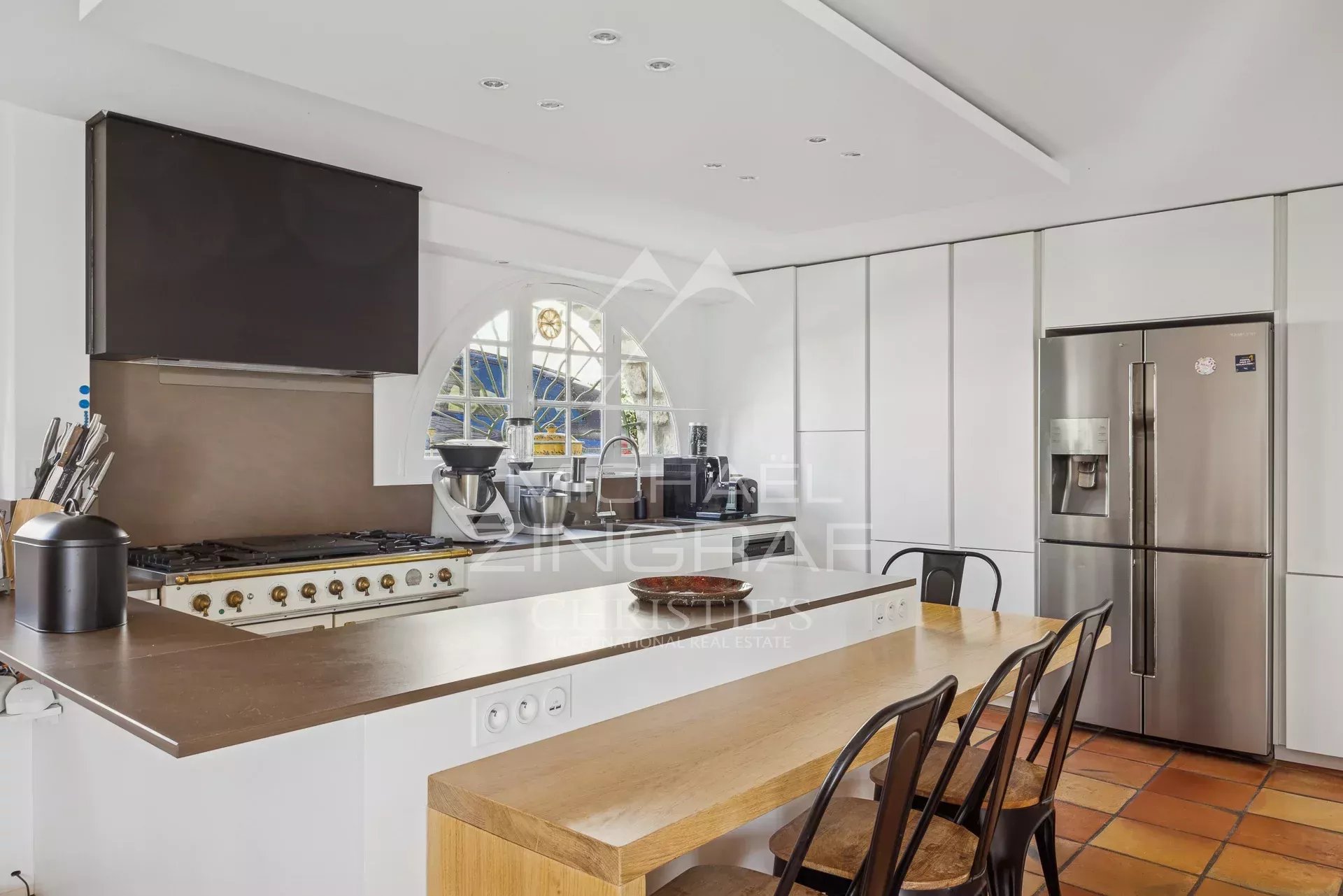 5 Bedroom Villa/Townhouse's Image 6
