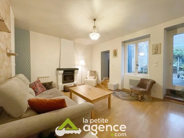 Agréable T2 meublé rue de Séraucourt avec terrasse et jardin