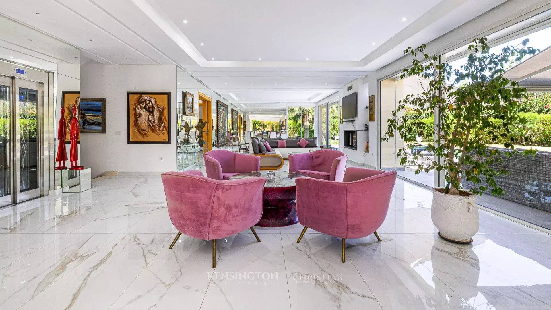 4 Bedroom Villa/Townhouse's Image 33