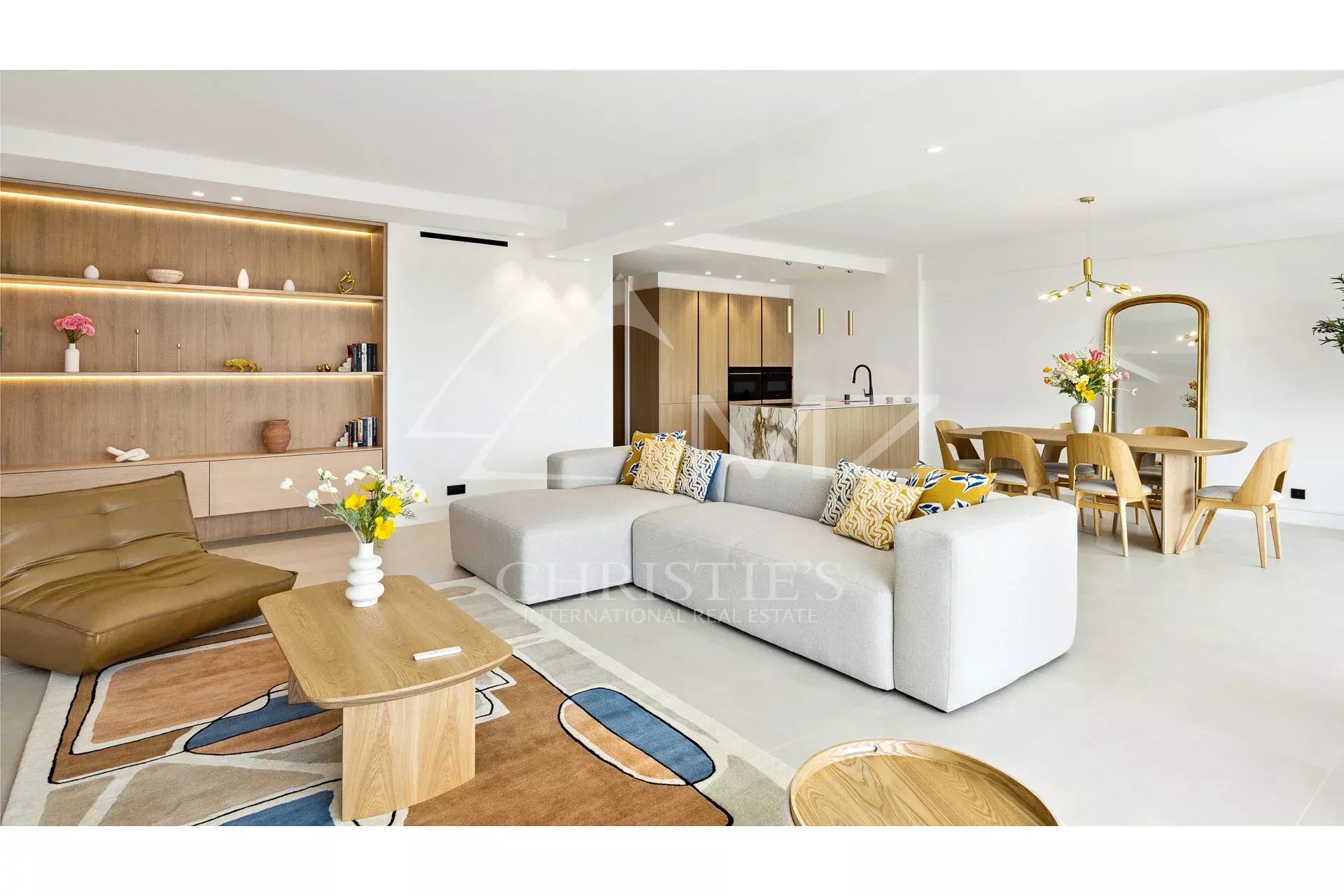 2 Bedroom Apartment/Flat's Image 9