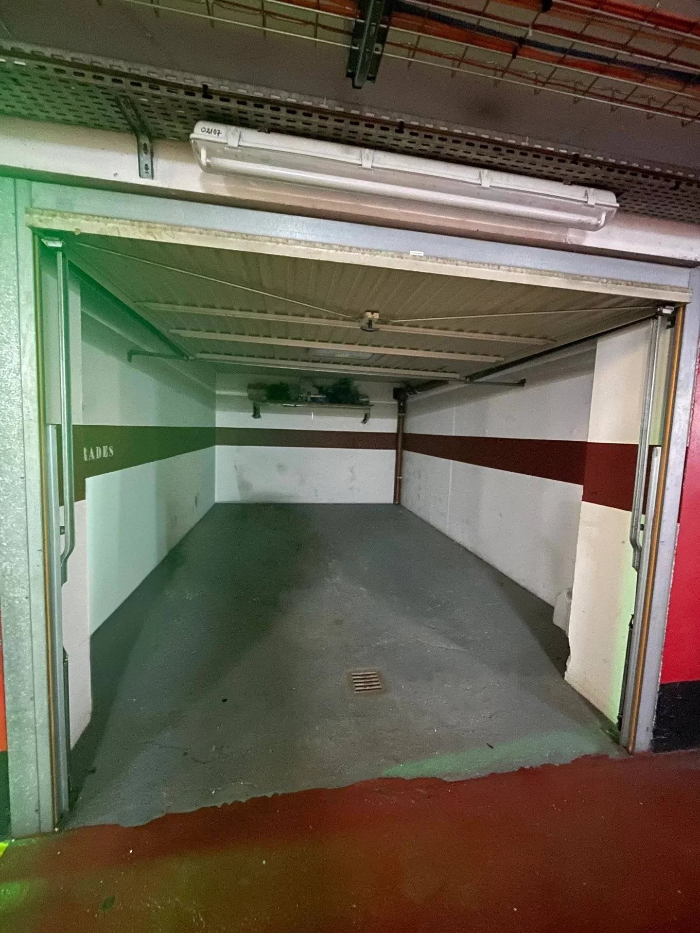 Closed garage in Fontvieille