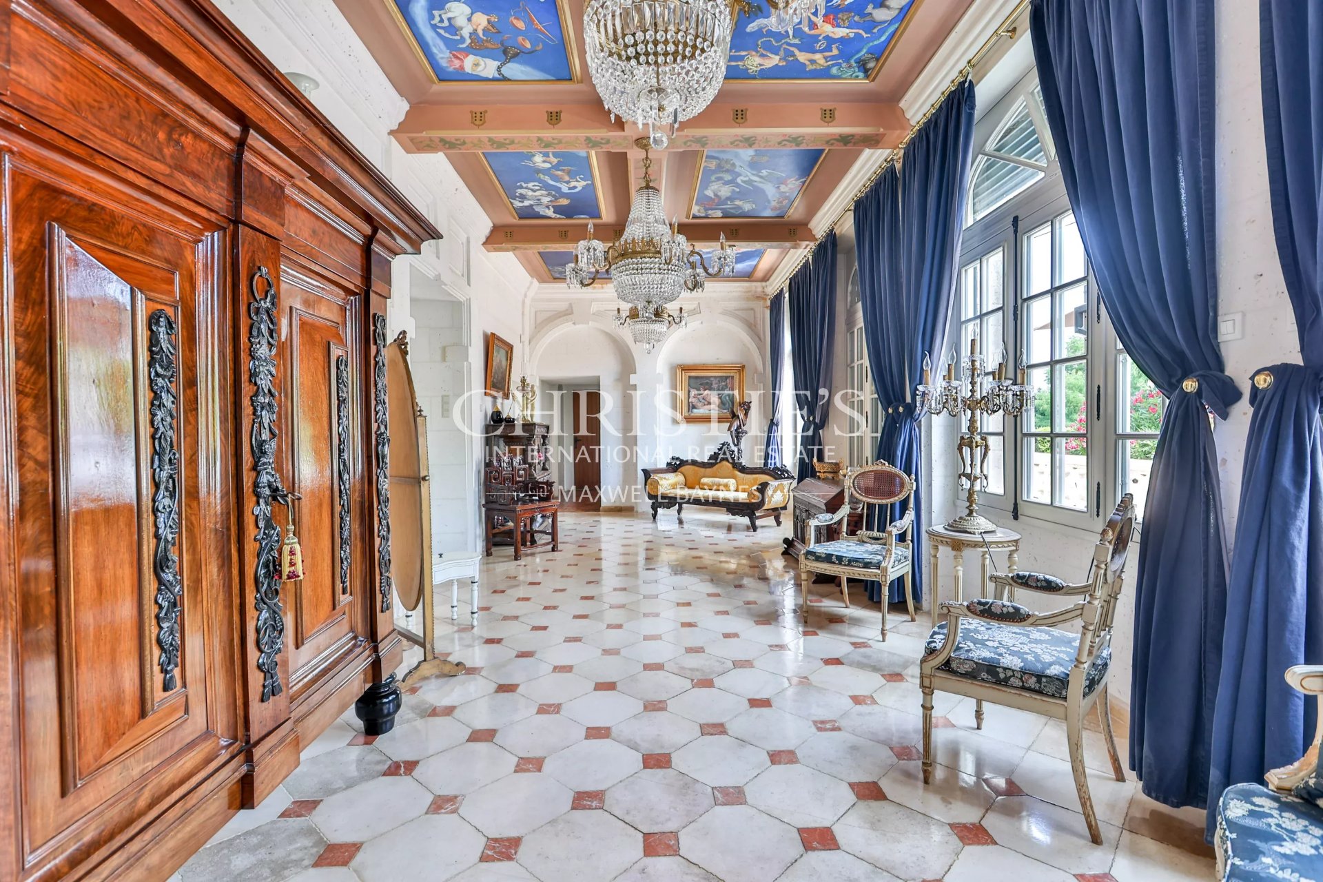 14 Bedroom Chateau's Image 15