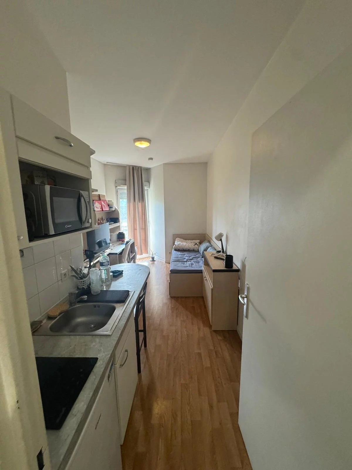 STUDIO CRÉTEIL AVEC PARKING - Image Array