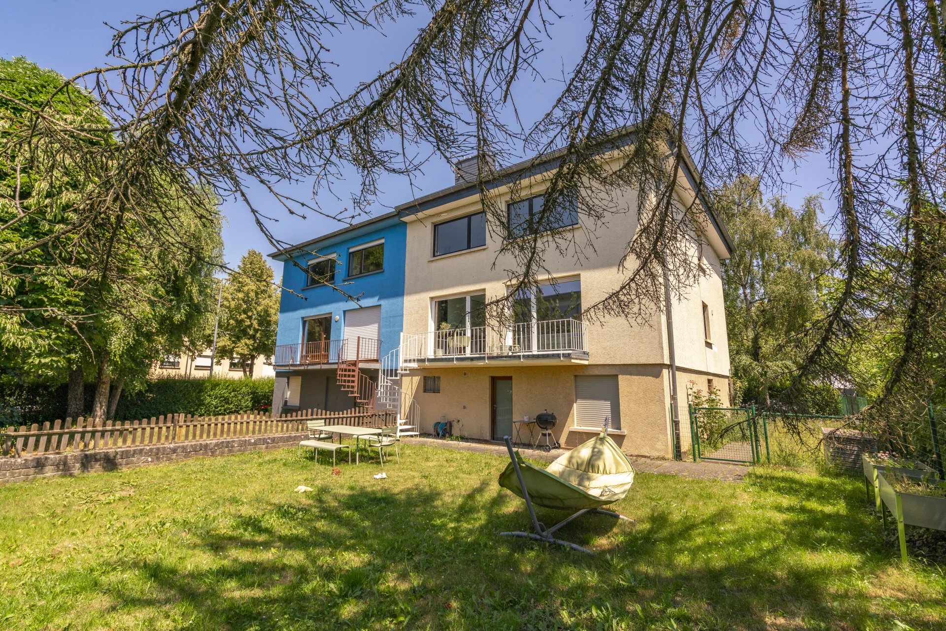 Agence immobilière de EIRES REAL ESTATE SARL