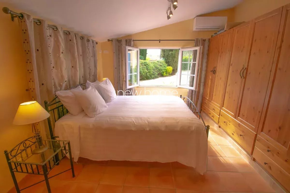 Maison avec piscine à Fayence