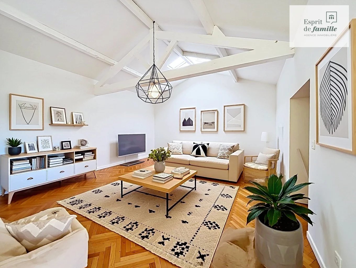 À vendre – Plateau de 40 m2 à rénover entièrement – Lyon 9e