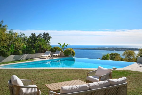 Luxury Sea View Villa Cannes | Exclusive Family Estate Californie — photo 1