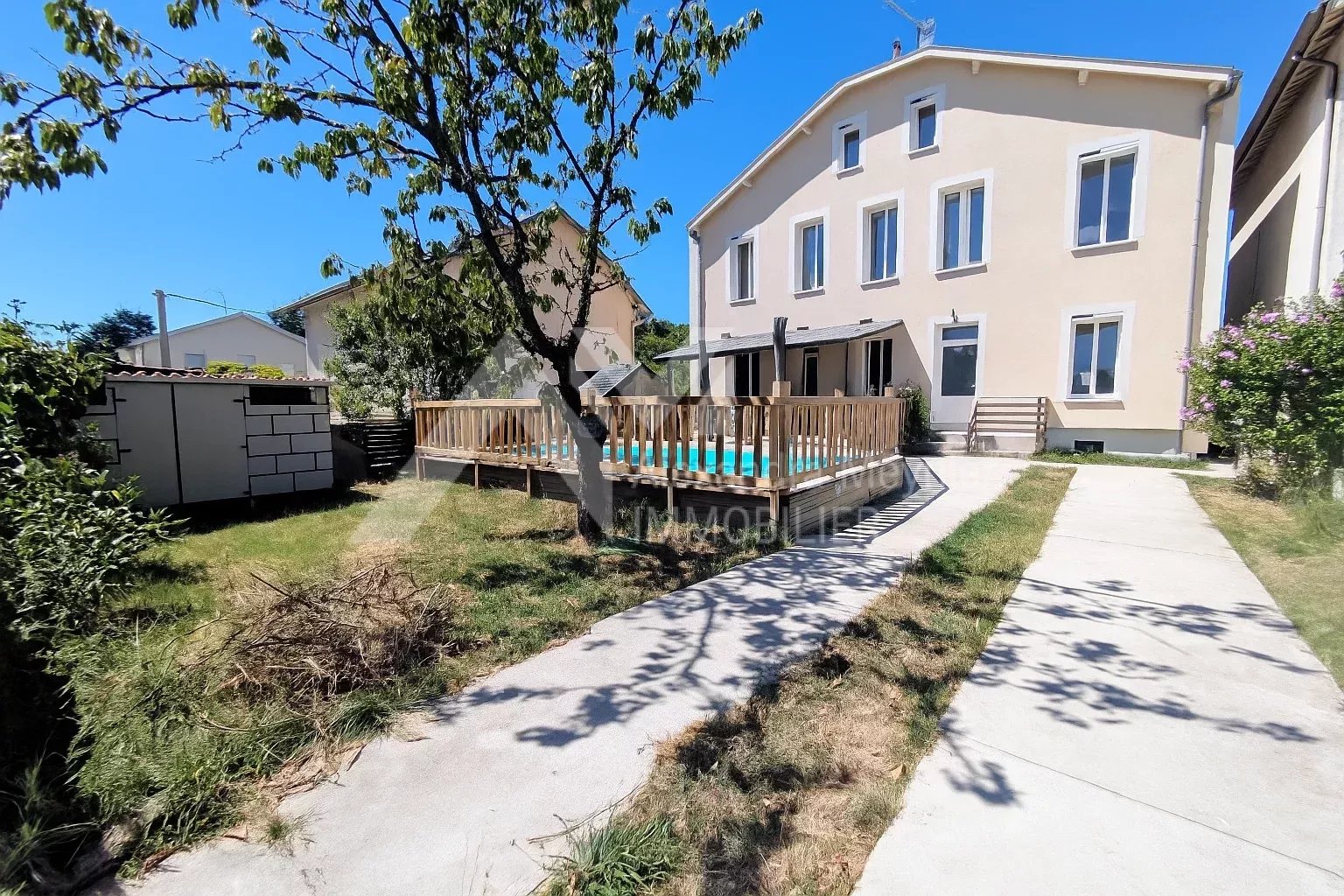 Agence immobilière de 