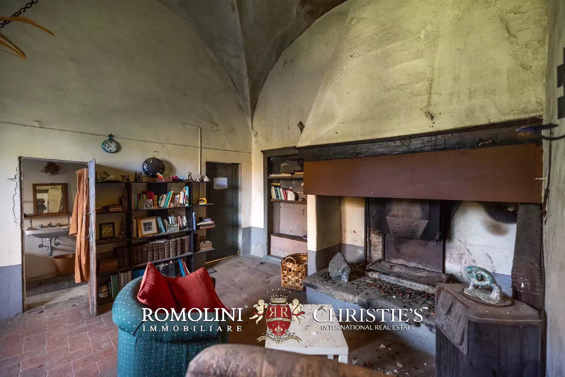 30 Bedroom Villa/Townhouse's Image 66