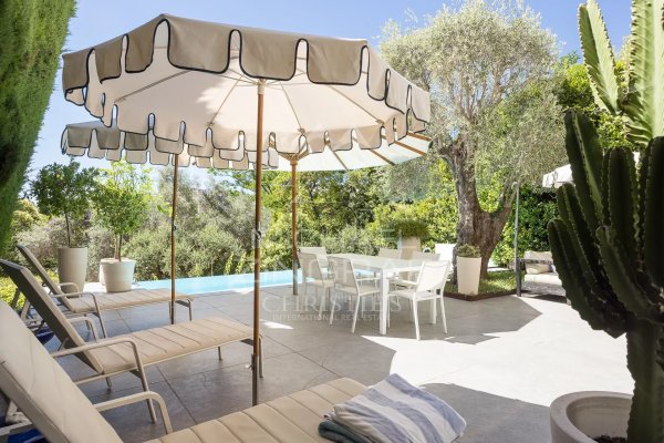 Le Cannet Residential - Elegant Belle Époque Residence with Panoramic Sea Views — photo 3