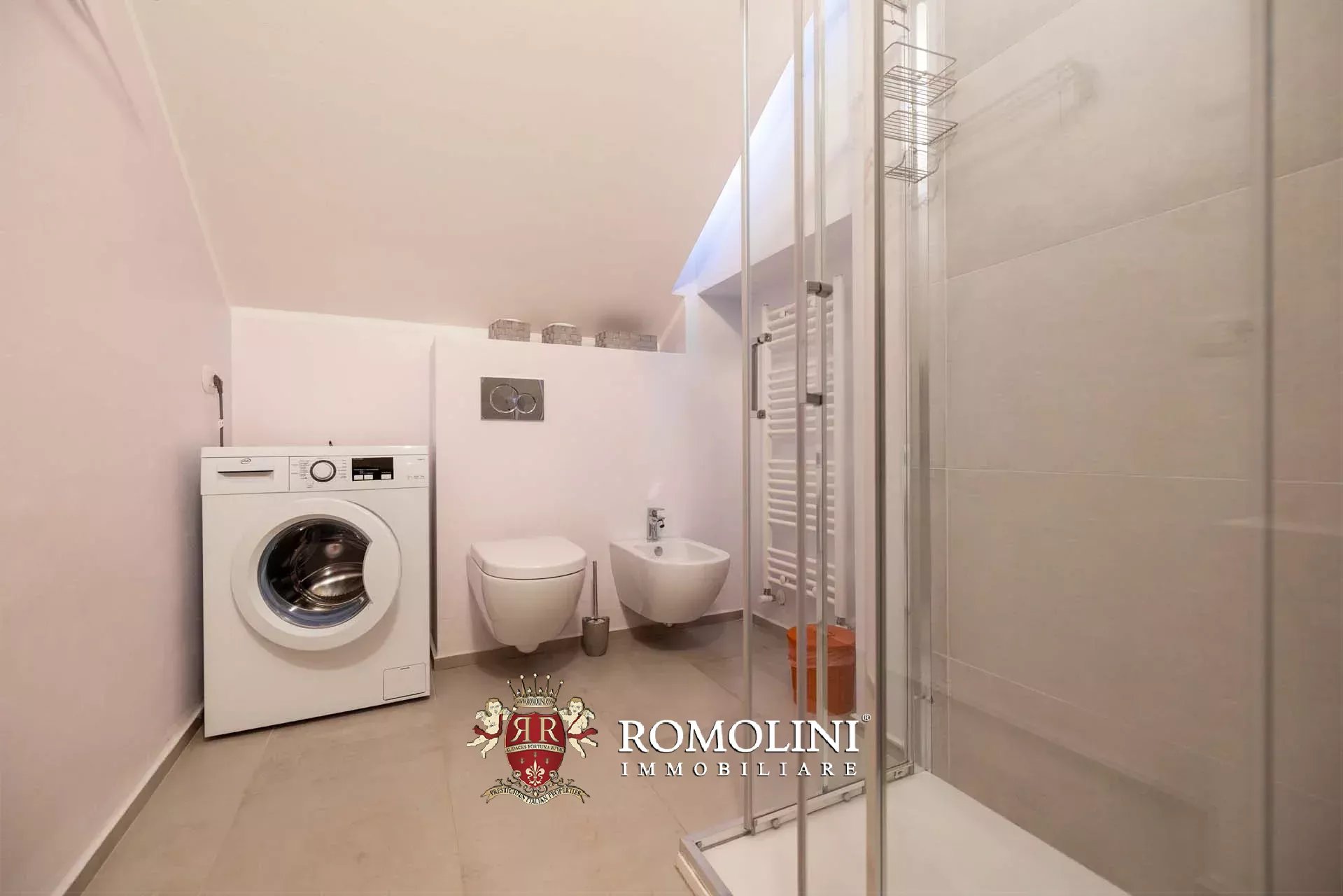 5 Bedroom Villa/Townhouse's Image 61