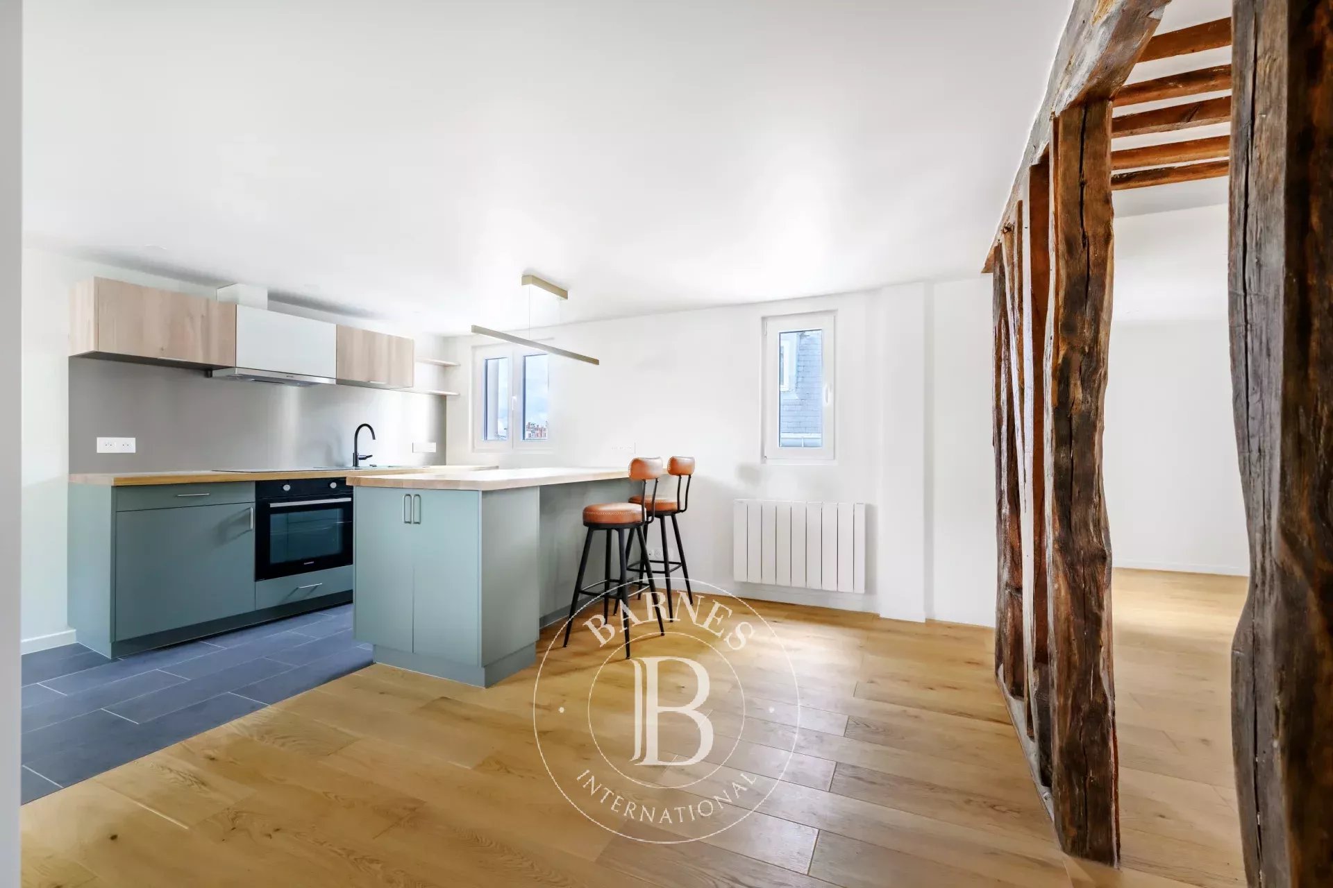 Daire Paris 3ème - picture 5