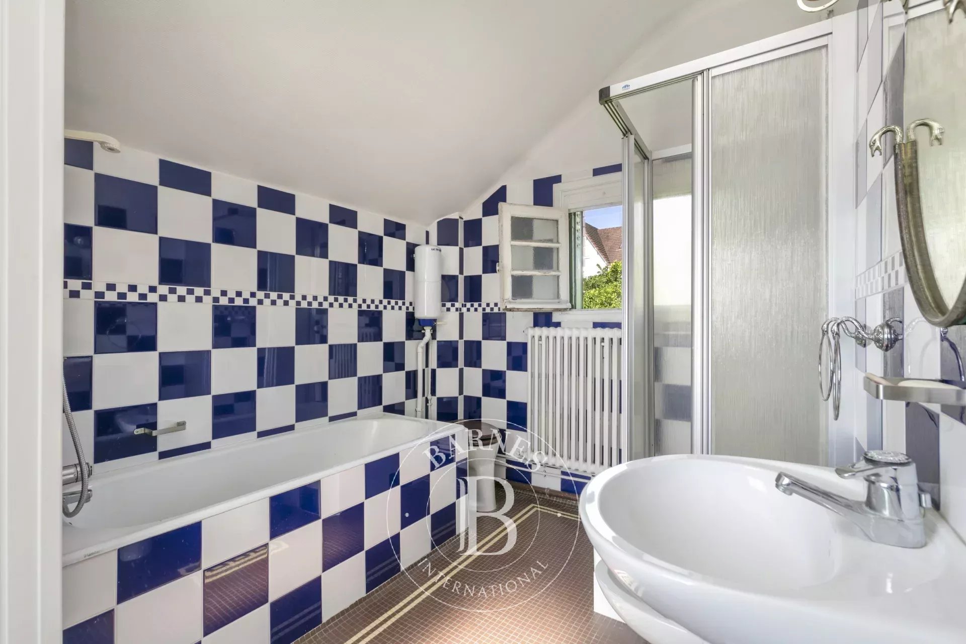 Ev Montreuil - picture 11