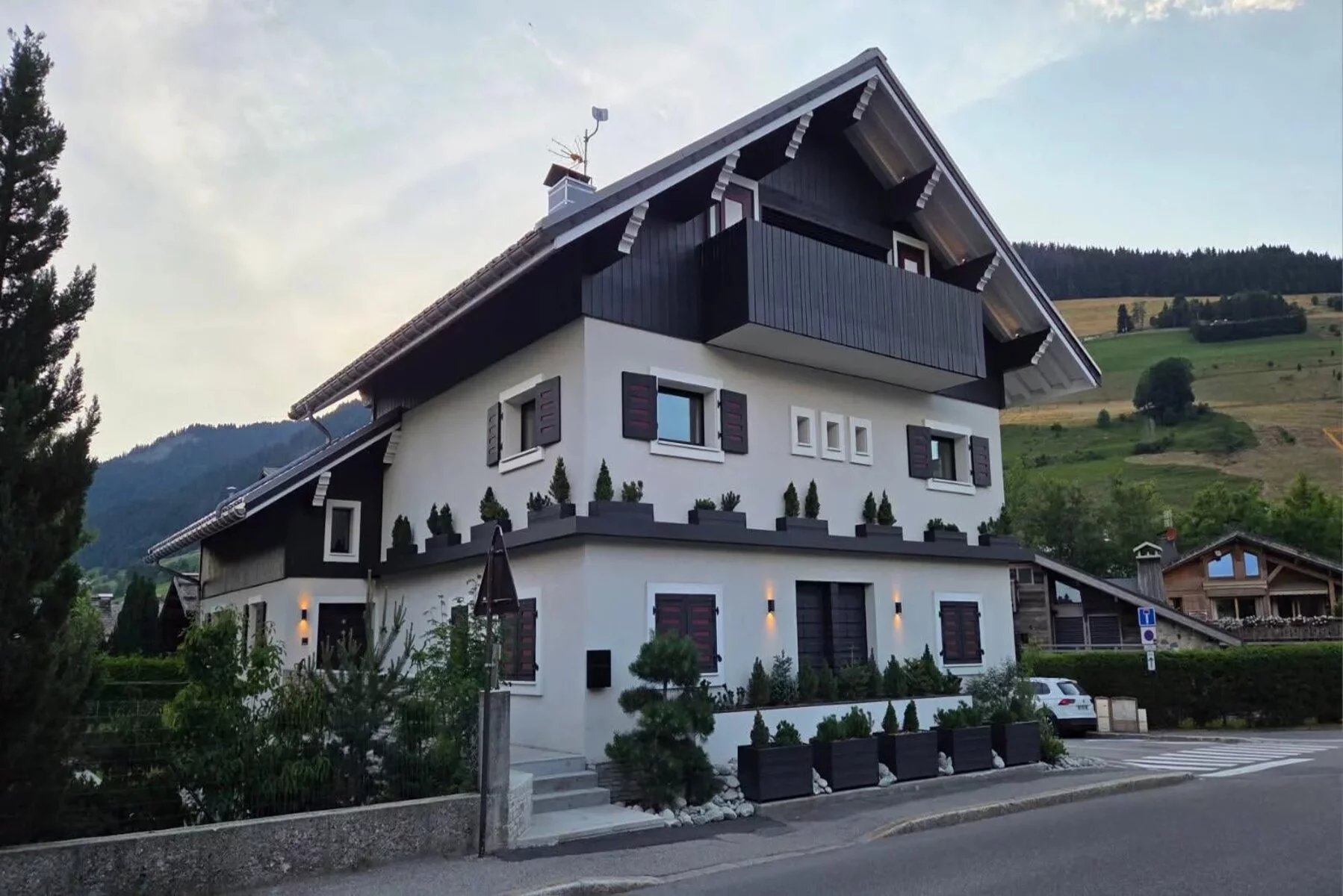 Photo of MEGÈVE - Luxury 5-bedroom chalet in the heart of Megeve