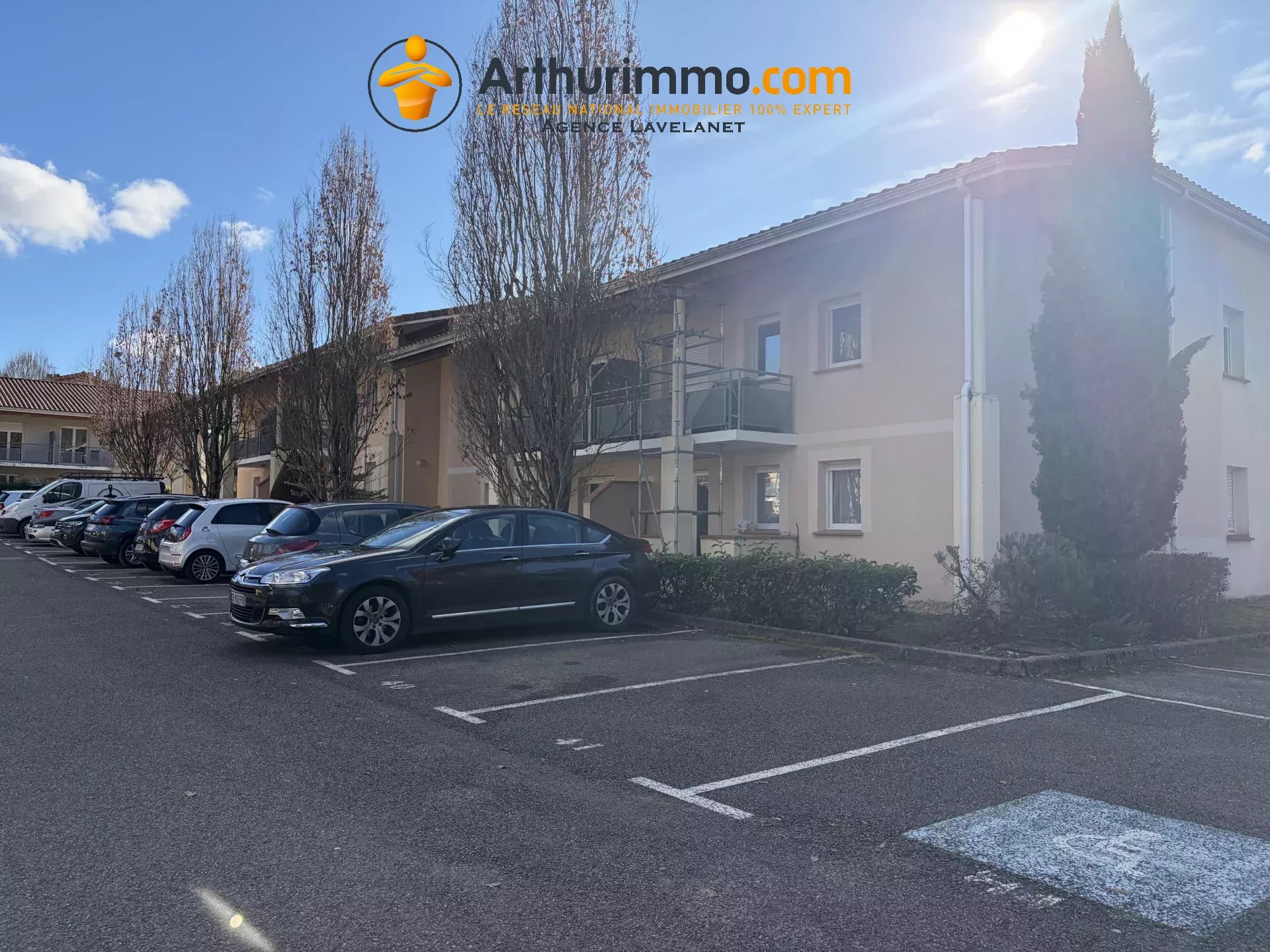 Agence immobilière de 