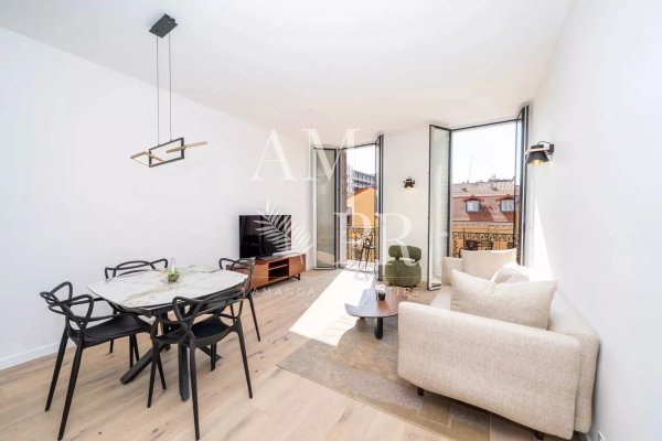 Cannes Banane – 4-room flat, 90 m² – Top floor with south-facing balcony — photo 4