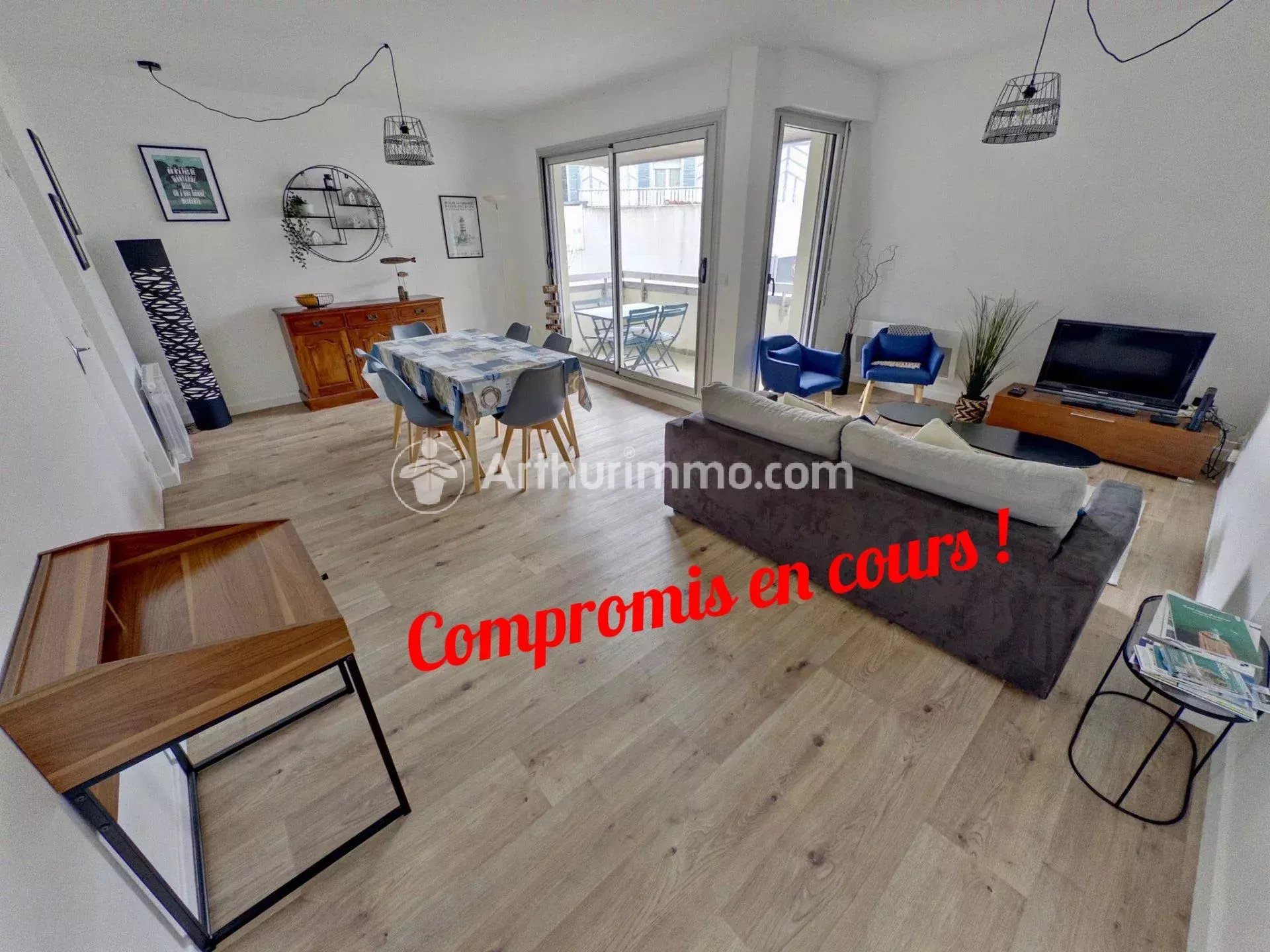 Agence immobilière de 