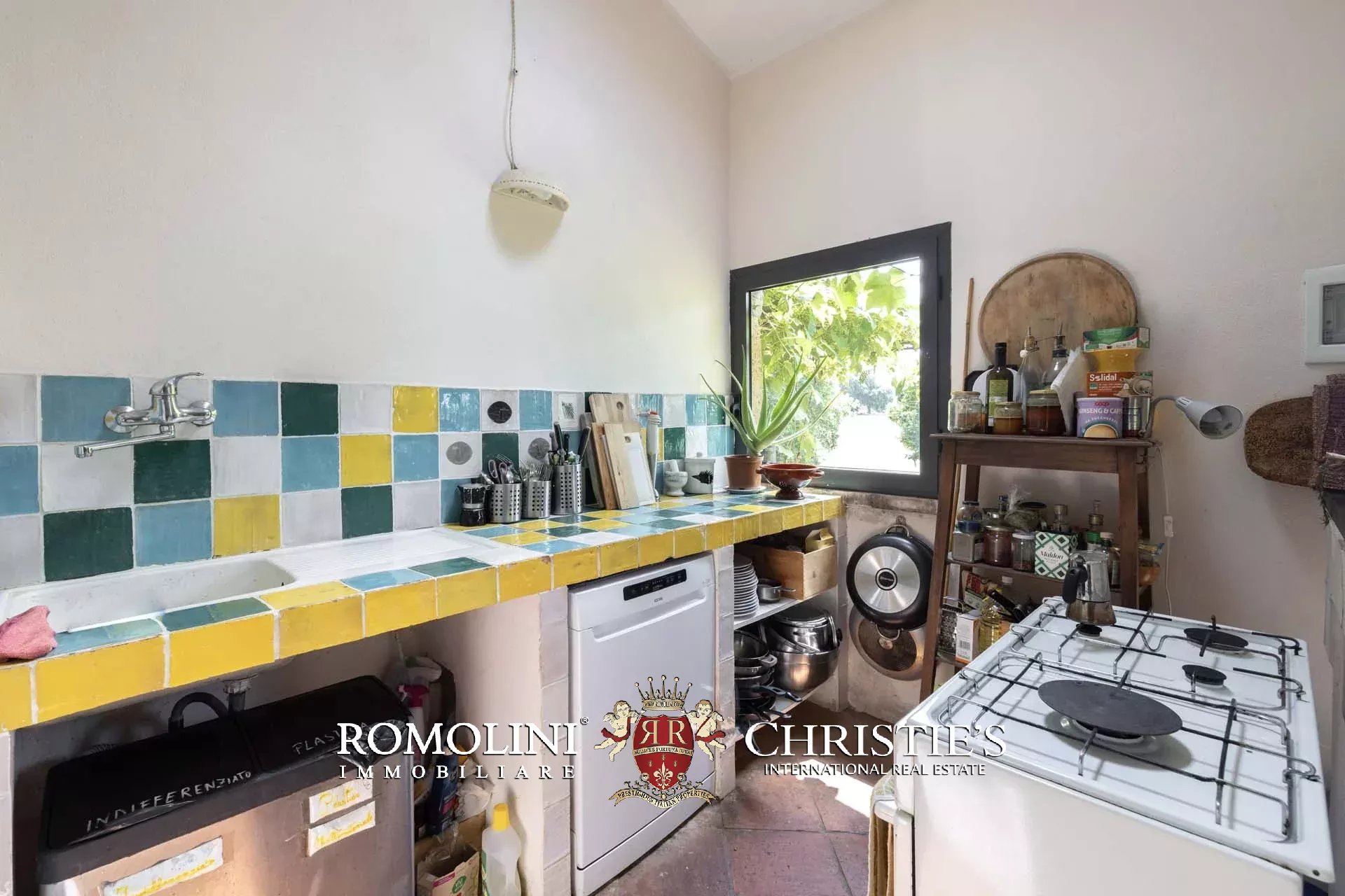 4 Bedroom Villa/Townhouse's Image 37