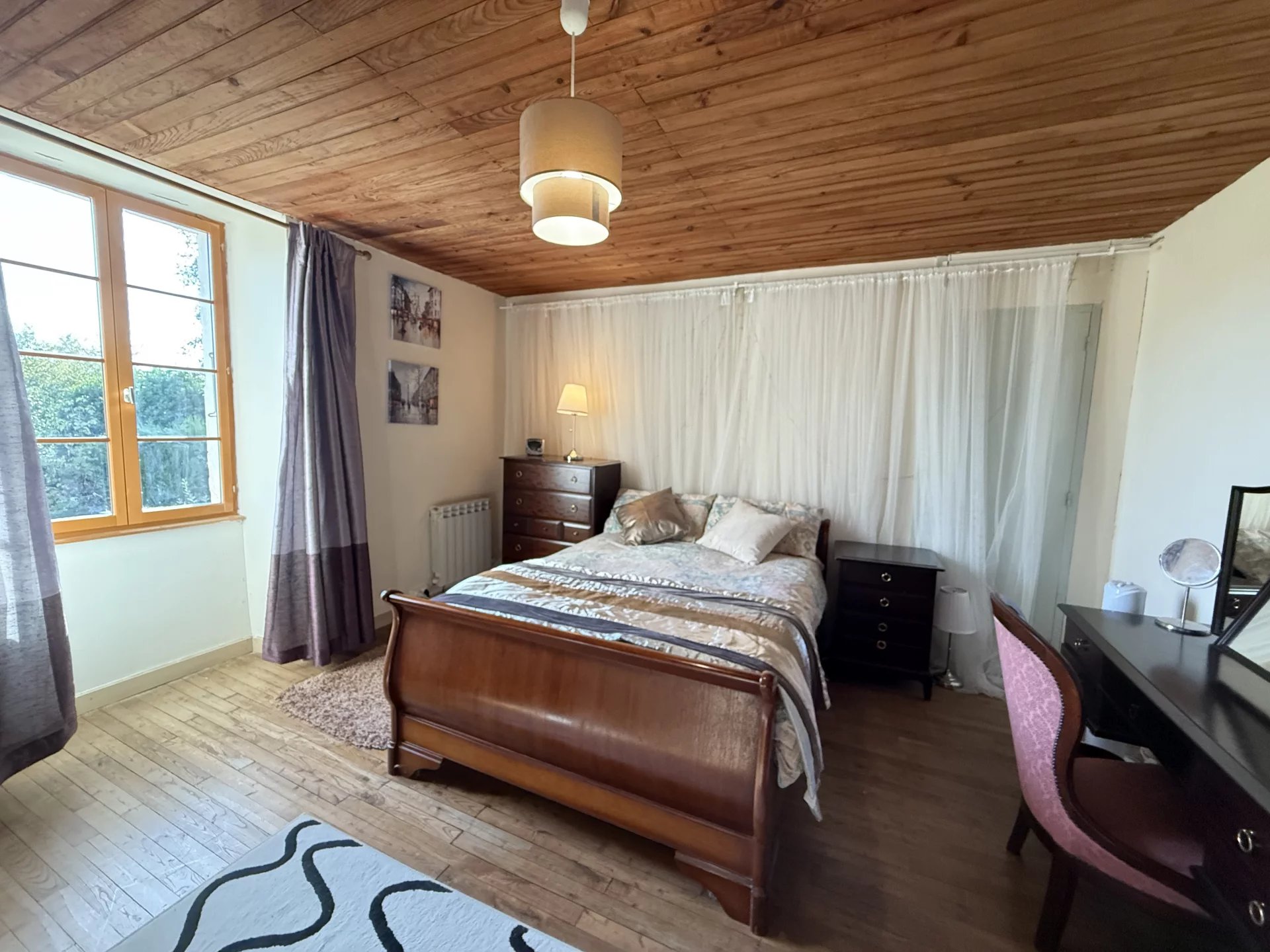 House in Saint-Pardoux-la-Riviere - Image 5