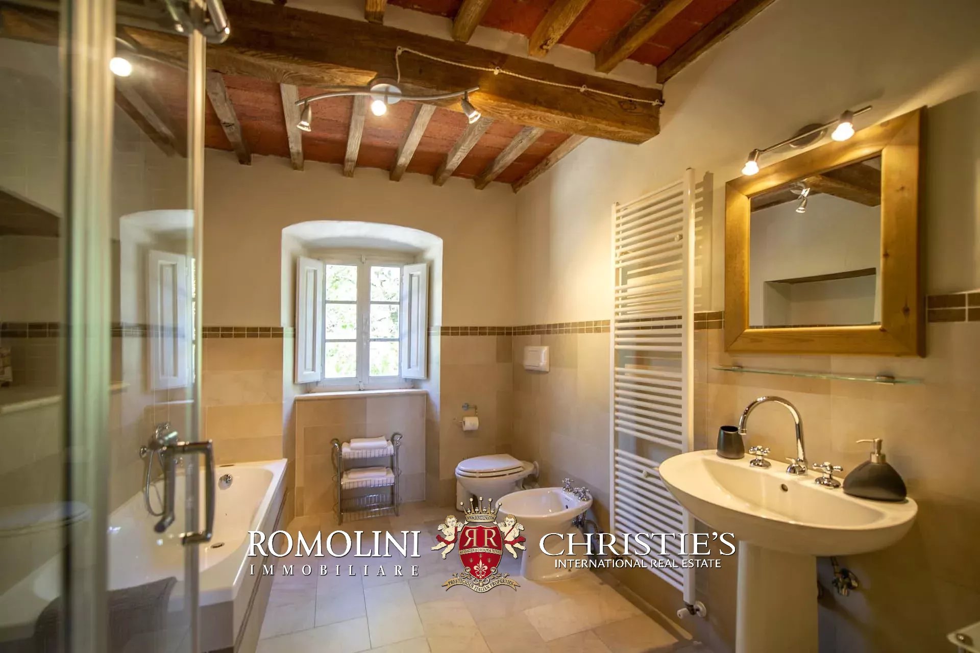 10 Bedroom Villa/Townhouse's Image 55