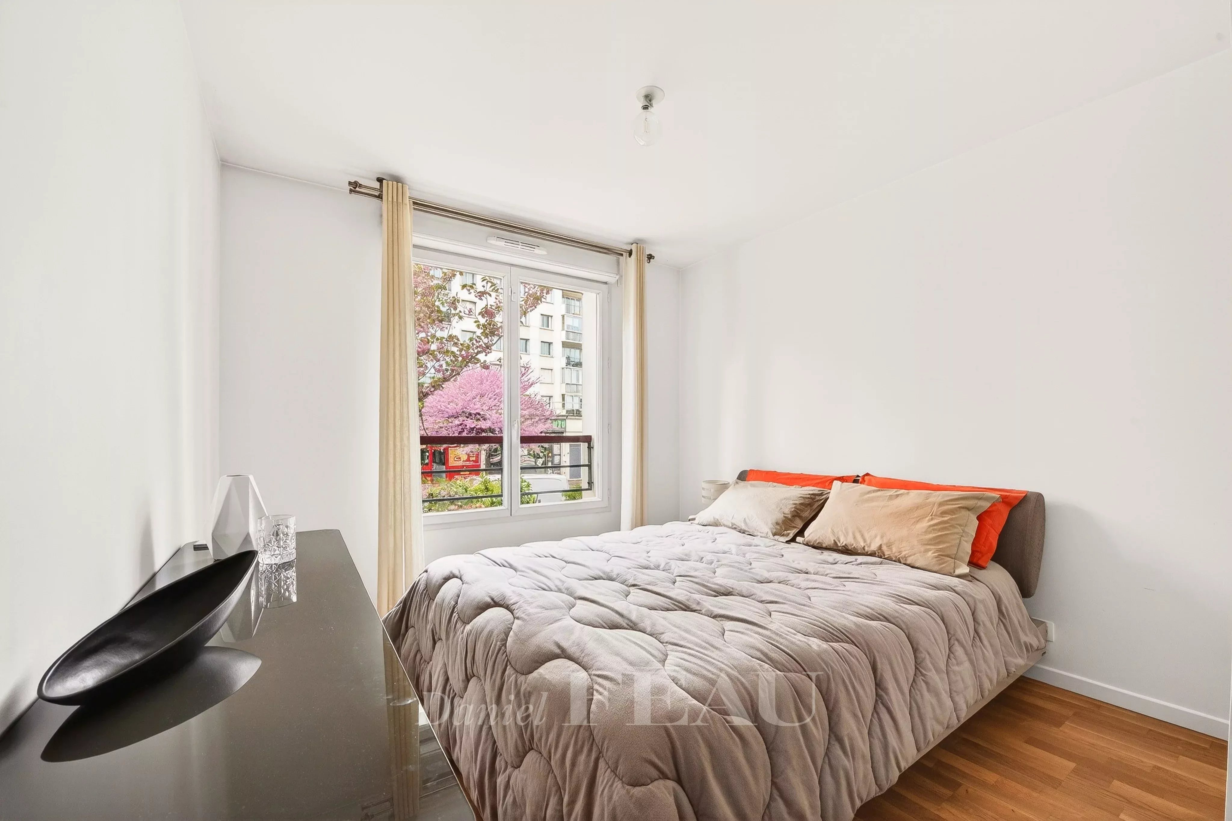 Sale Apartment Saint-Cloud