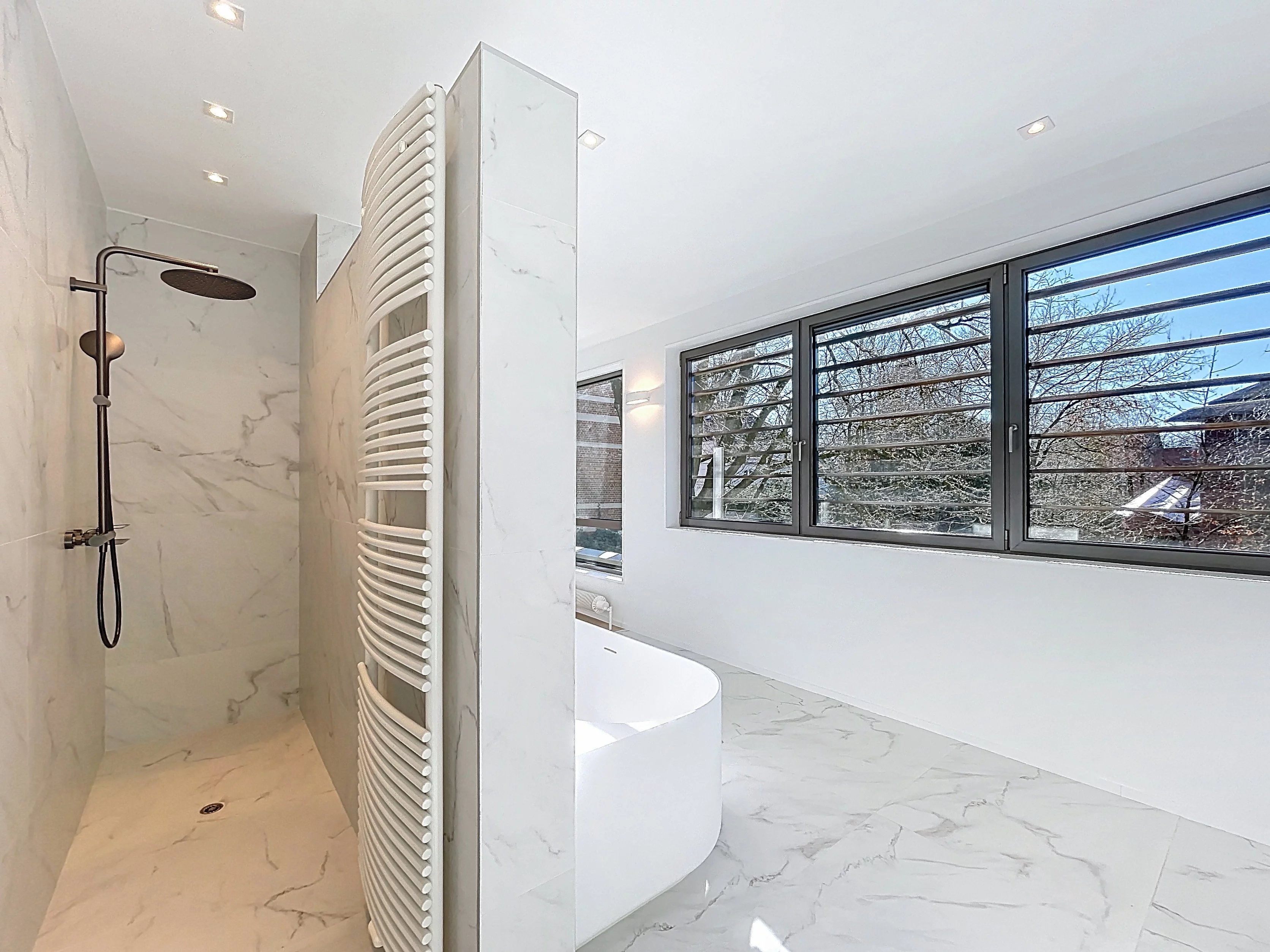 Hamoir- Maison darchitecte rénovée et baignée de lumière