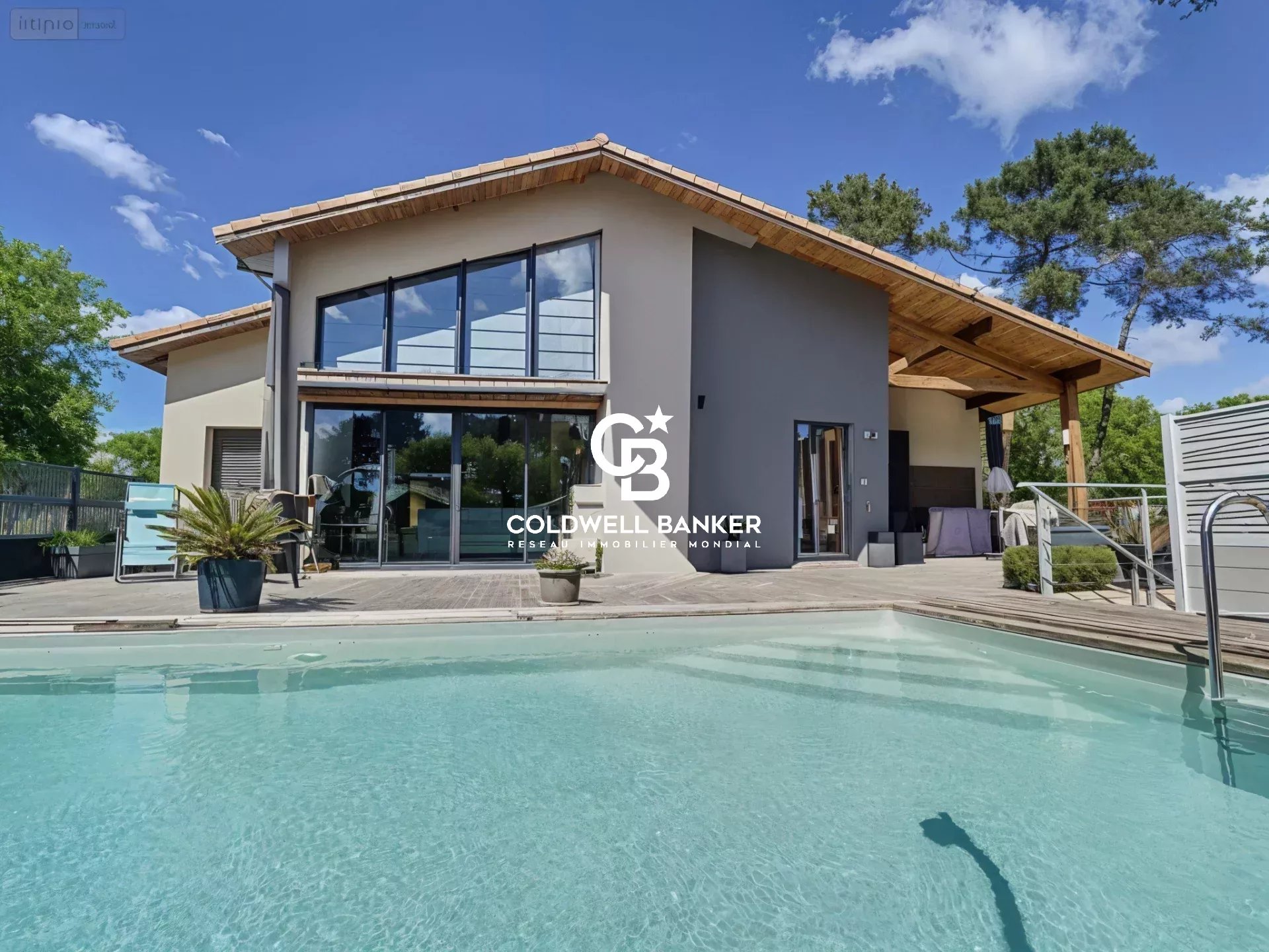 Agence immobilière de Silver Coast Int. Realty