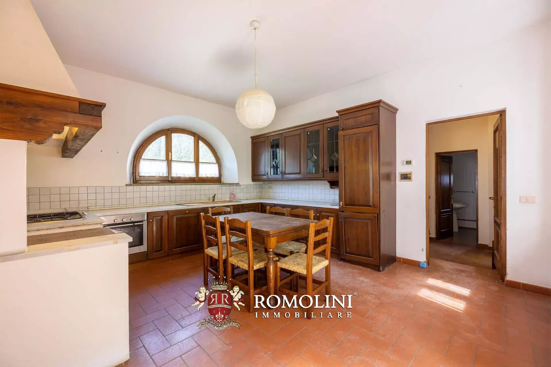 35 Bedroom Vineyard's Image 101