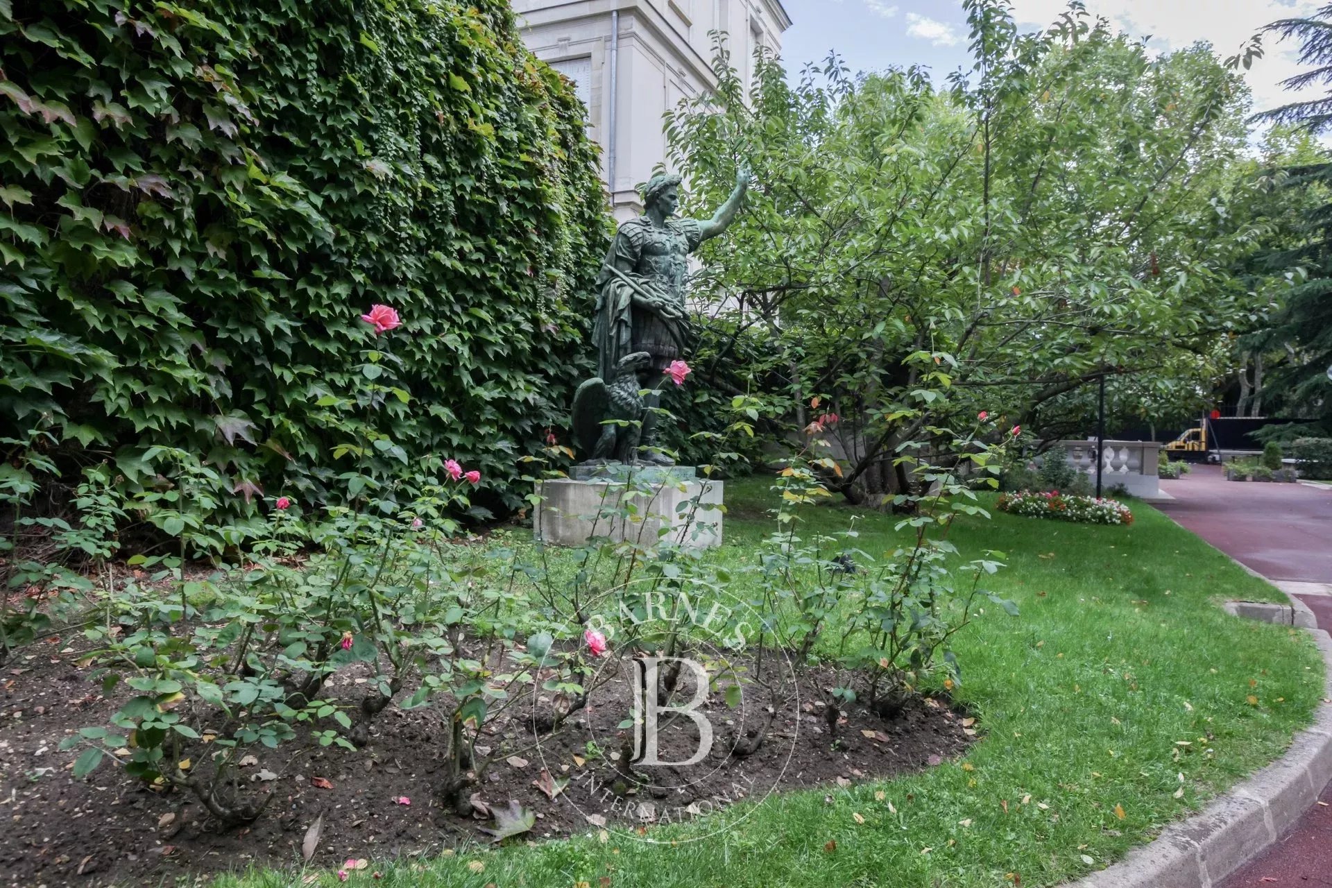 Квартира Neuilly-sur-Seine - picture 13