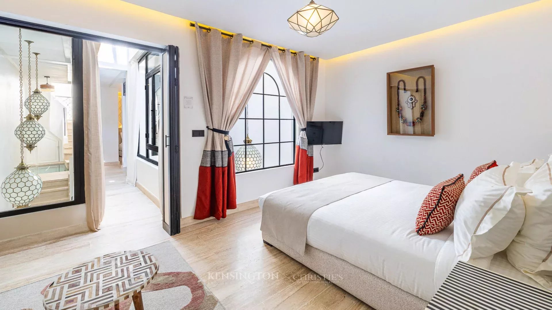 5 Bedroom Villa/Townhouse's Image 18