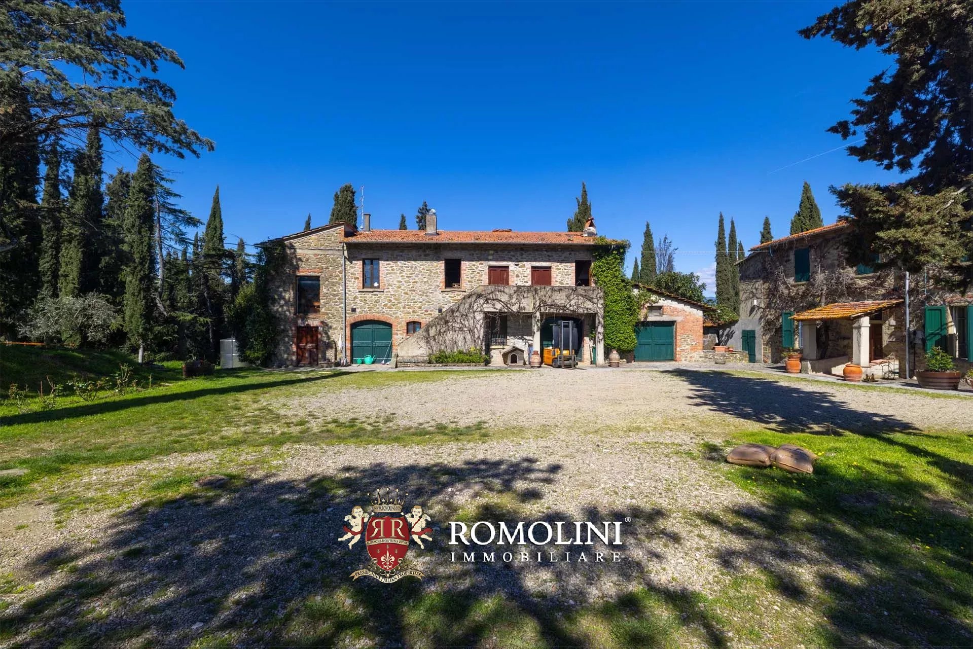 19 Bedroom Vineyard's Image 83