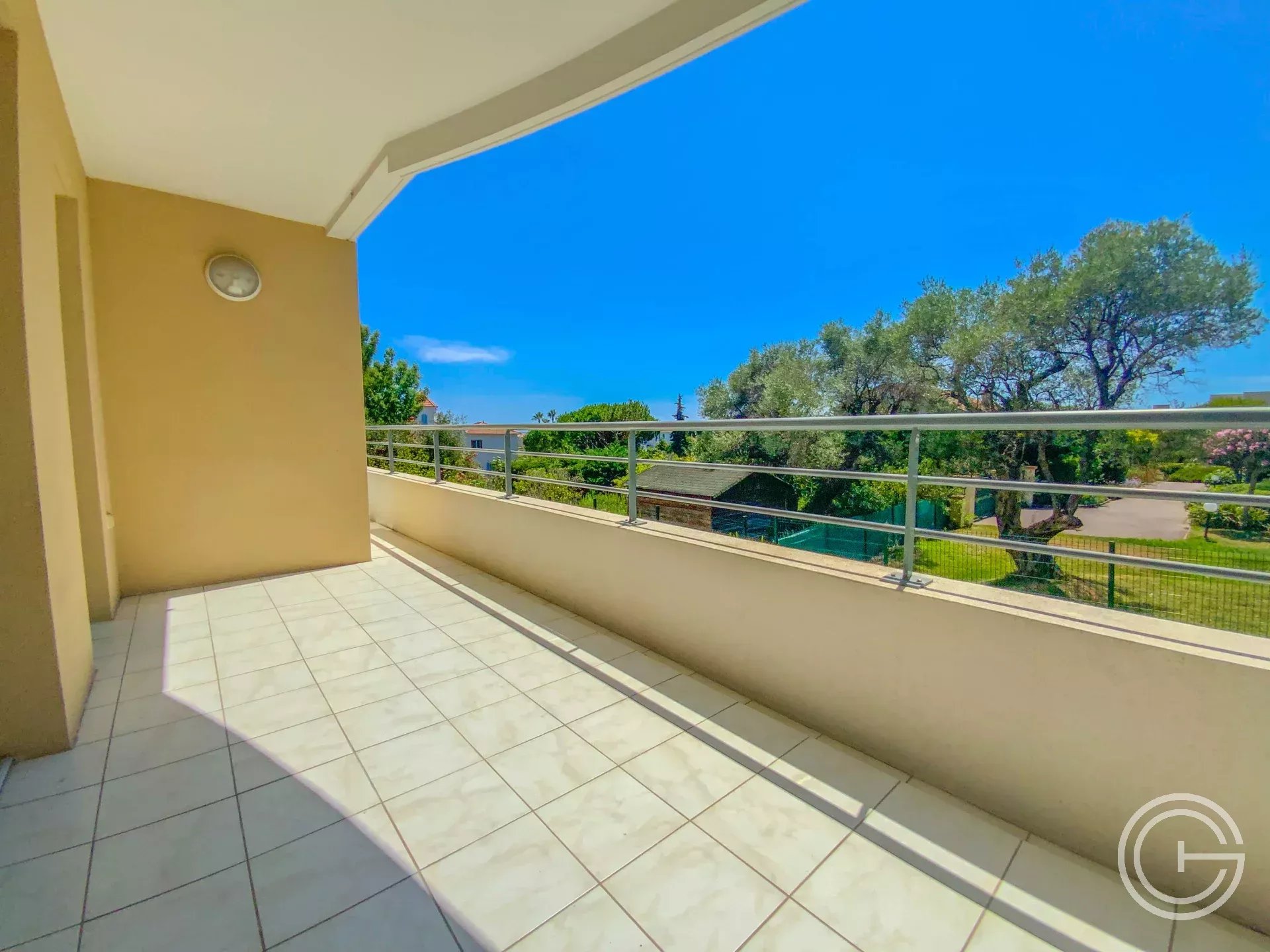 Location Appartement Antibes