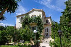Beautiful Villa in a prestigious gated domain — photo 1 of 7