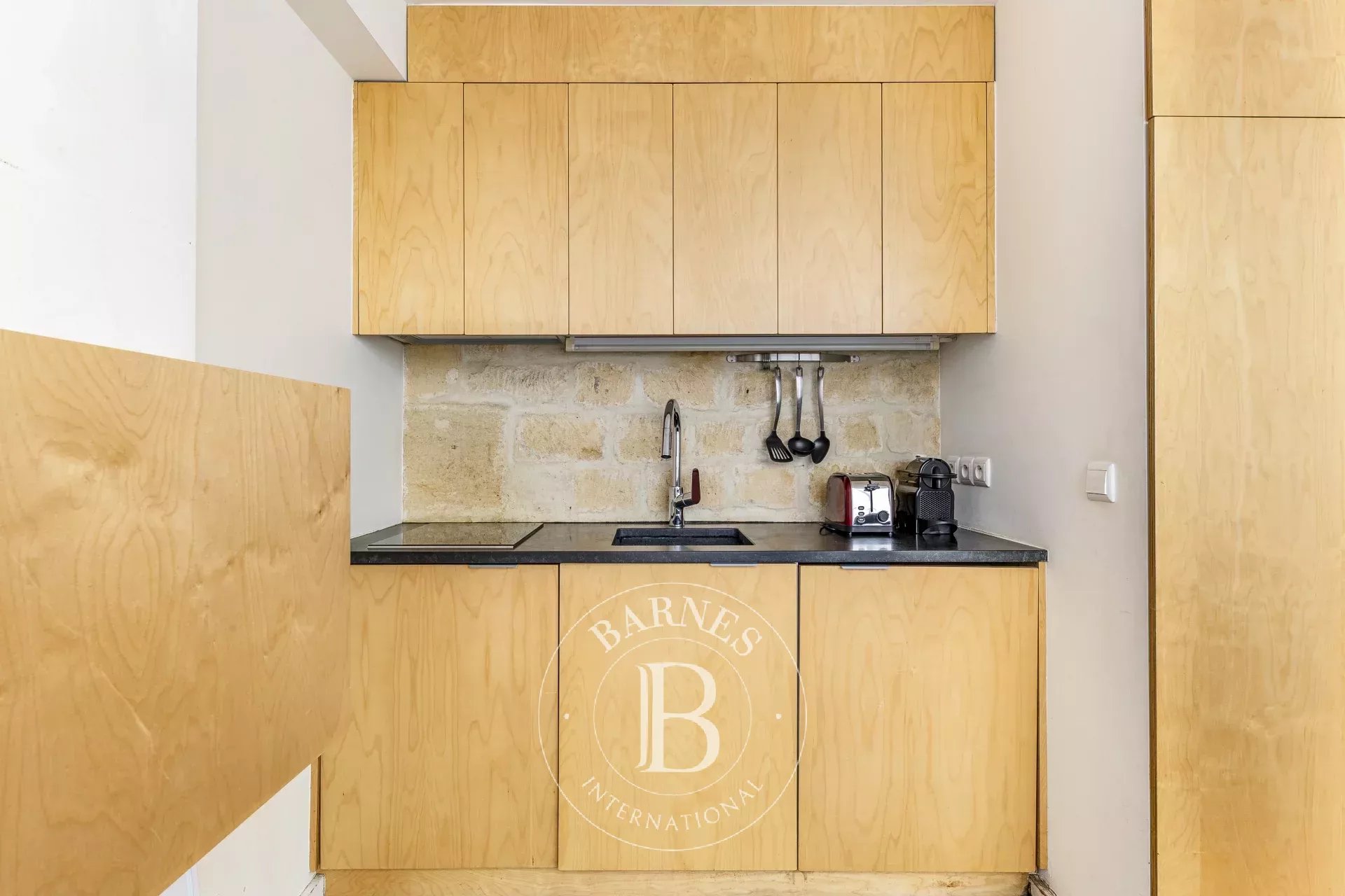 Daire Paris 4ème - picture 4