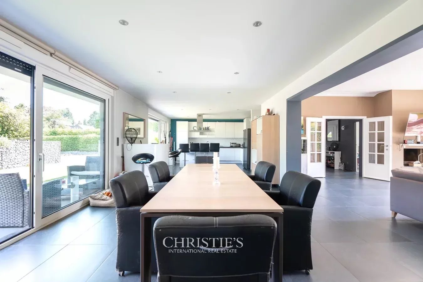 Beau Séjour - Eigentijdse villa op 27 are