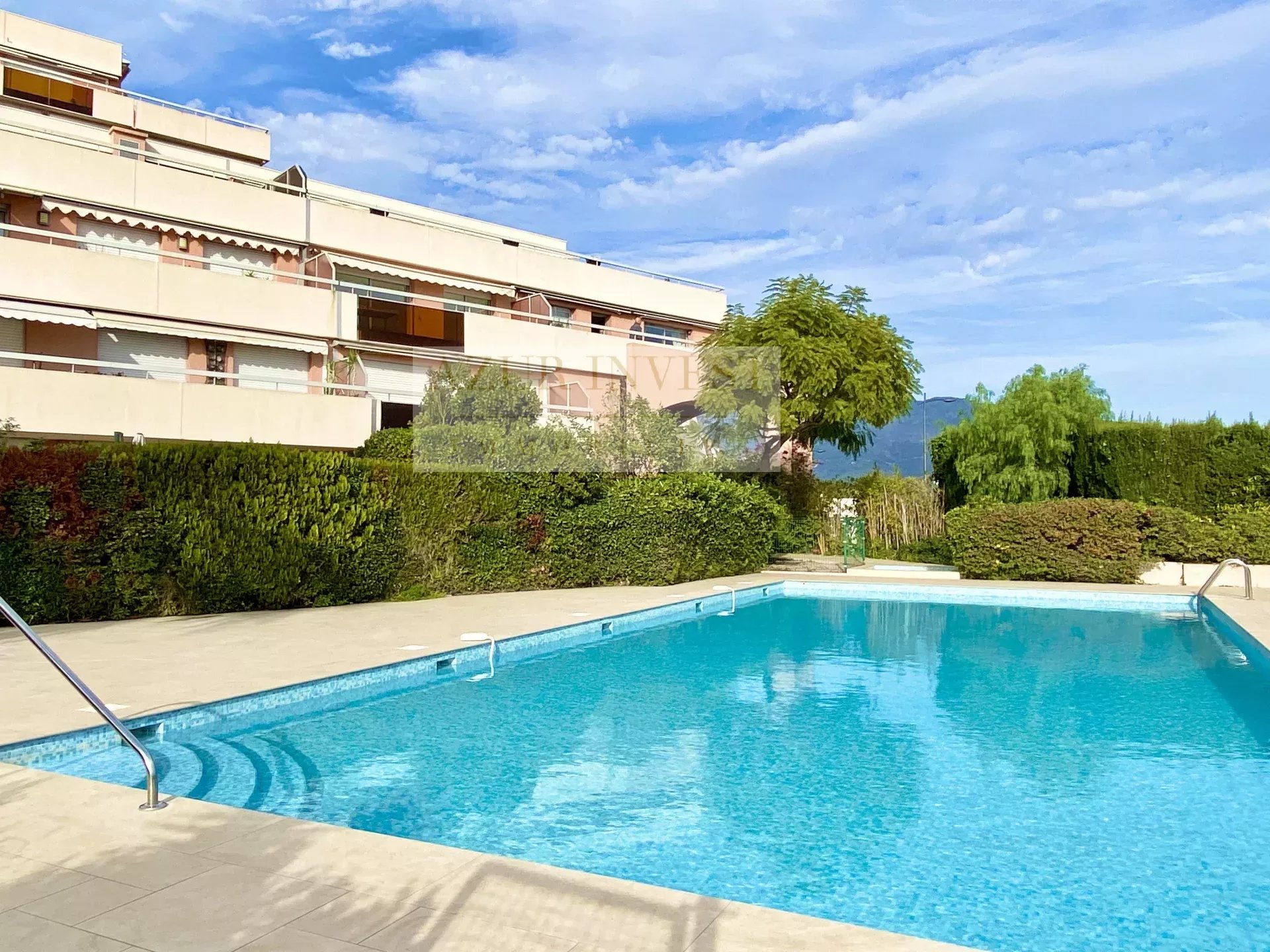 Agence immobilière de AZUR INVEST IMMOBILIER