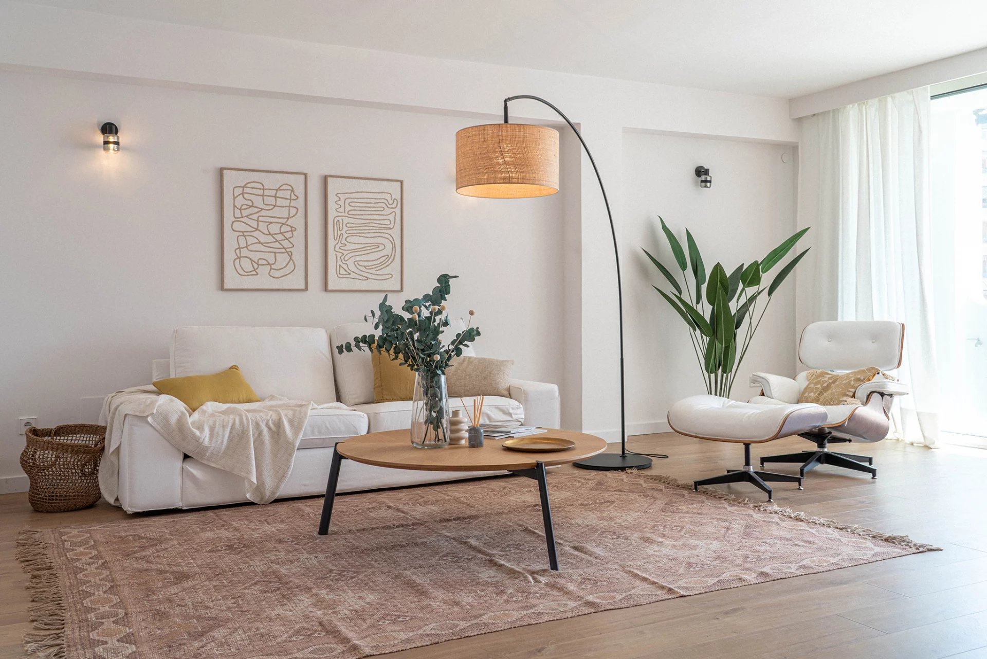 Spacious Apartment with Terrace, Pool & Garage in Santa Catalina