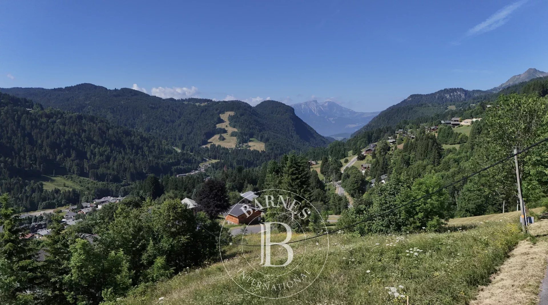 Les Gets - Exceptional Plot - 846 m² Buildable - Panoramic View Accommodation in Les Gets