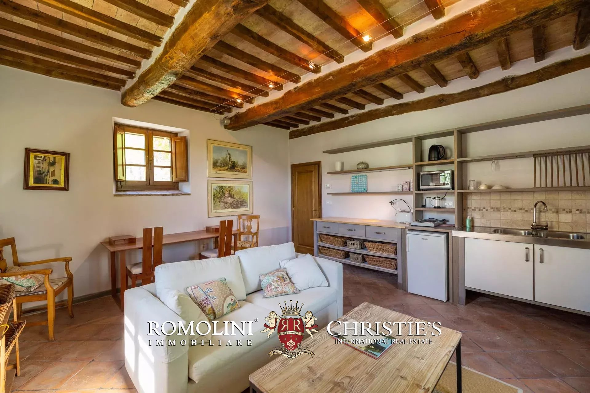 9 Bedroom Villa/Townhouse's Image 80